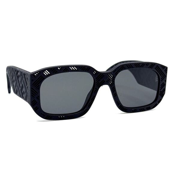 NEW!!! FENDI Sunglasses FE40113I 02A, Authentic - Picture 1 of 11